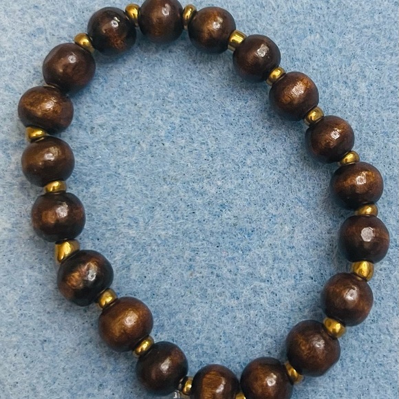 Brown Beaded Bracelet Jewelry - Picture 2 of 2